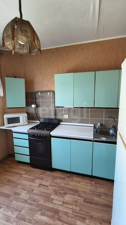 
  Продается 3-комн. квартира, 62.7 м², Омская ул, д. 110
. Фото 4.