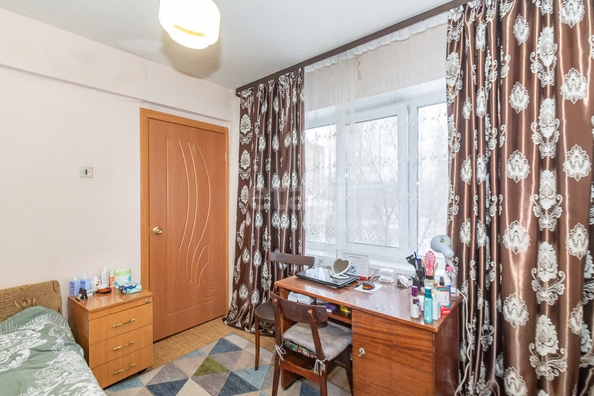 
  Продается 4-комн. квартира, 58.1 м², Марка Никифорова ул, д. 4
. Фото 1.