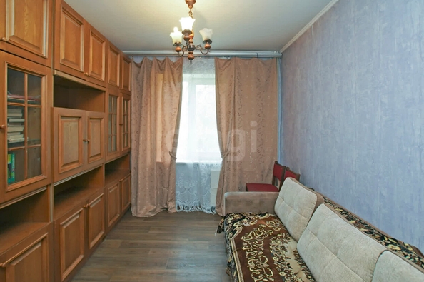 
  Продается 4-комн. квартира, 77 м², 18-й военный городок, д. 226
. Фото 1.