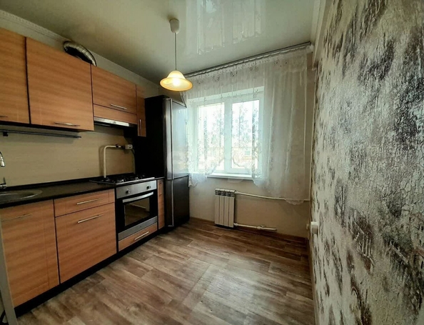 
  Продается 3-комн. квартира, 45 м², Амурская 21-я ул, д. 3
. Фото 3.