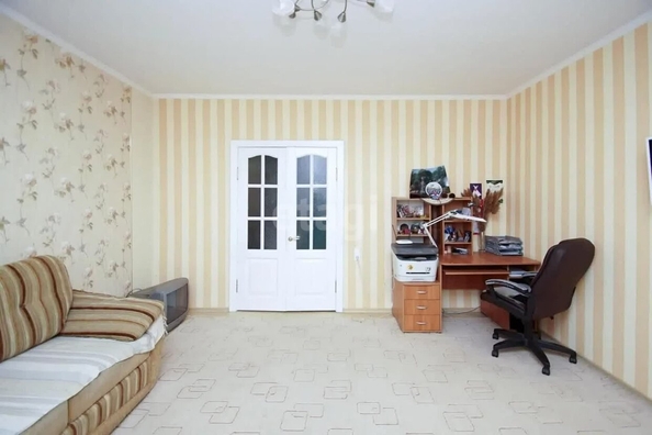 
  Продается 3-комн. квартира, 74.5 м², Богдана Хмельницкого ул, д. 38
. Фото 2.
