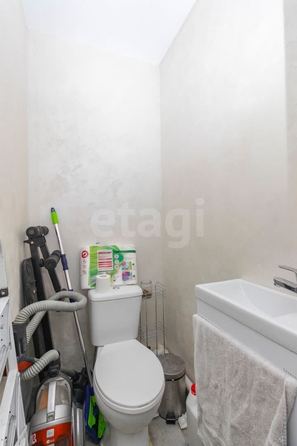 
  Продается дом, 234 м², Омск
. Фото 2.