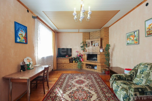 
  Продается дом, 293.1 м², село Азово
. Фото 2.
