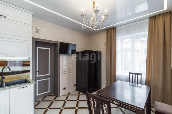 
  Продается дом, 335 м², Омск
. Фото 1.