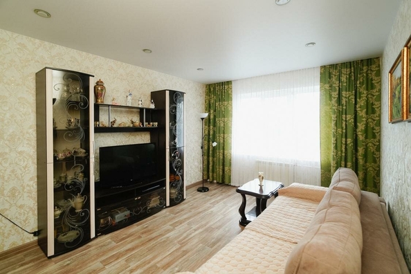 
  Продается 3-комн. квартира, 62.3 м², ярослава гашека, д. 1
. Фото 3.