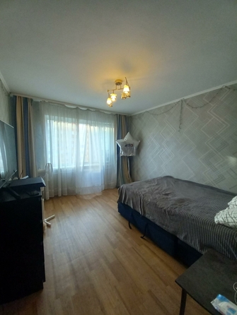 
  Продается 1-комн. квартира, 33.7 м², Малиновского ул, д. 10
. Фото 4.