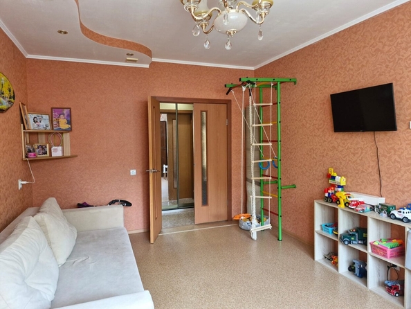 
  Продается 3-комн. квартира, 63 м², Взлетная ул, д. 5
. Фото 2.