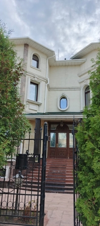 
  Продается дом, 708 м², Омск
. Фото 1.