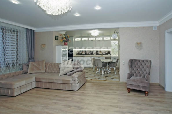 
  Продается 3-комн. квартира, 94.8 м², Масленникова ул, д. 80
. Фото 2.