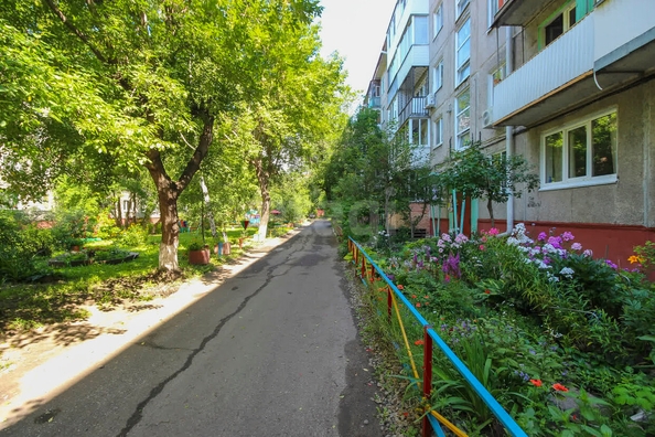 
  Продается 3-комн. квартира, 48.7 м², Романенко ул, д. 15
. Фото 1.