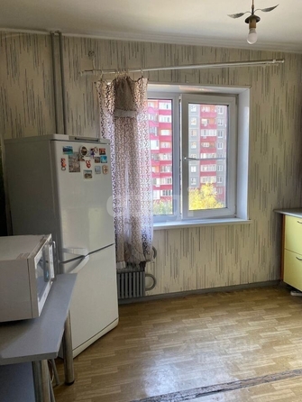 
  Продается 1-комн. квартира, 38 м², Омская ул, д. 119
. Фото 5.
