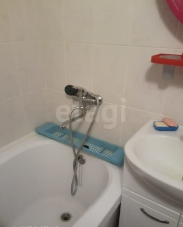 
  Продается 1-комн. квартира, 30 м², Средняя ул, д. 5/1
. Фото 2.