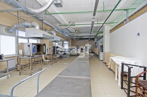 
  Сдается универсальное помещение, 1300 м², Фрунзе ул, д. 1к4
. Фото 1.