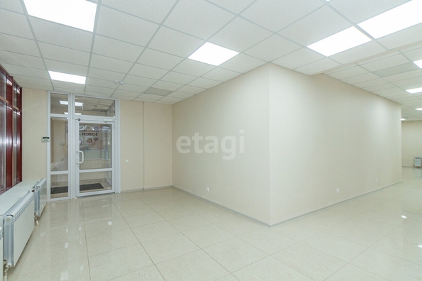 
  Сдается торговая площадь, 75.36 м², Мира пр-кт, д. 46
. Фото 1.