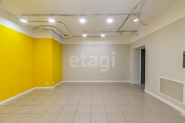 
  Сдается универсальное помещение, 46 м², Шукшина ул, д. 3
. Фото 4.