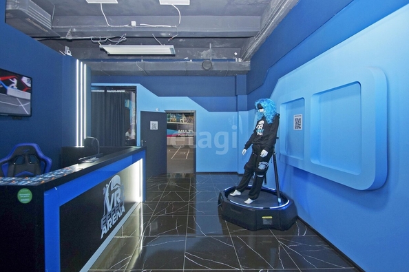 
  Сдается универсальное помещение, 800 м², Карла Маркса пр-кт, д. 18
. Фото 3.
