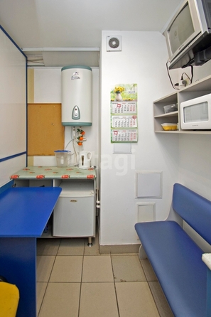 
  Продается универсальное помещение, 68.6 м², Ядринцева ул, д. 24
. Фото 2.