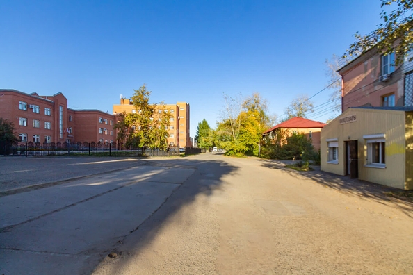 
  Продается универсальное помещение, 195.8 м², 50 лет Профсоюзов ул, д. 77
. Фото 2.