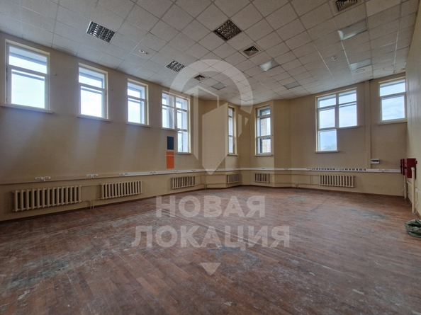 
  Сдается универсальное помещение, 251.4 м², Красный Путь ул, д. 111
. Фото 9.