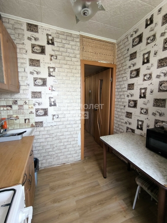 
  Продается 1-комн. квартира, 29.8 м², Космический пр-кт, д. 101к1
. Фото 3.