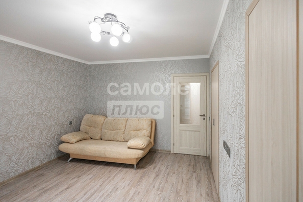 
  Продается 1-комн. квартира, 38 м², Линия 6-я ул, д. 182
. Фото 1.