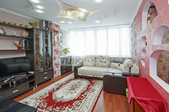 
  Продается 3-комн. квартира, 76.8 м², Звездова ул, д. 132к1
. Фото 2.