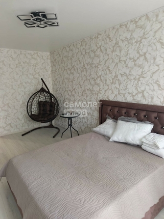
  Продается 1-комн. квартира, 50.3 м², 70 лет Октября ул, д. 15/1
. Фото 2.