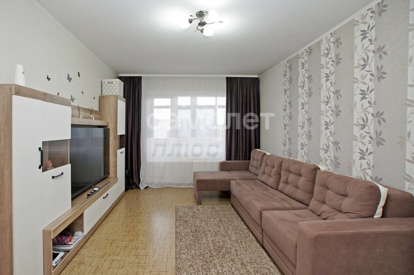 
  Продается 2-комн. квартира, 52.5 м², Дмитриева ул, д. 1/4
. Фото 5.