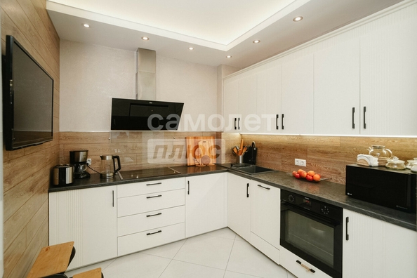 
  Продается 2-комн. квартира, 74.1 м², Архитекторов б-р, д. 21
. Фото 1.