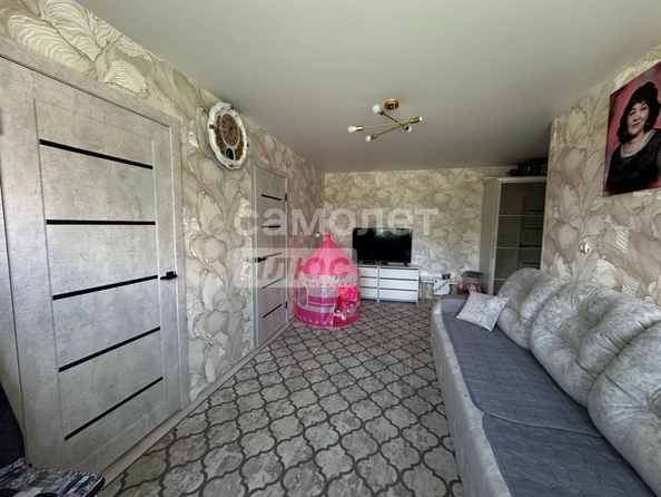 
  Продается 4-комн. квартира, 63.5 м², 12 Декабря ул, д. 70
. Фото 5.