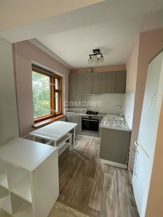 
  Продается 3-комн. квартира, 63.3 м², Малиновского ул, д. 11
. Фото 5.