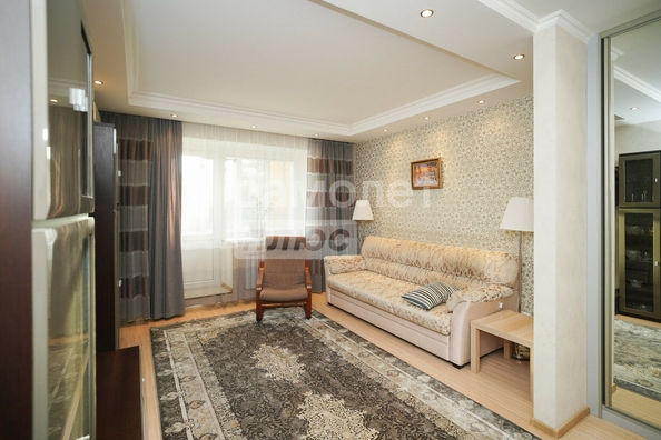 
  Продается 2-комн. квартира, 77.1 м², Сазонова ул, д. 64
. Фото 3.
