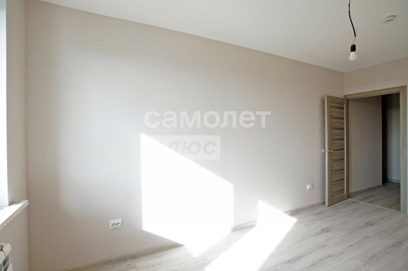 
  Продается 2-комн. квартира, 59.2 м², Ленинградская 1-я ул, д. 25
. Фото 4.
