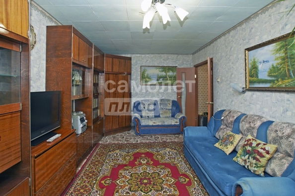 
  Продается 2-комн. квартира, 51 м², 3-я любинская, д. 17
. Фото 2.