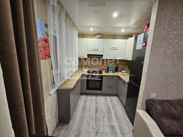 
  Продается 3-комн. квартира, 55.3 м², Андрианова ул, д. 36
. Фото 2.