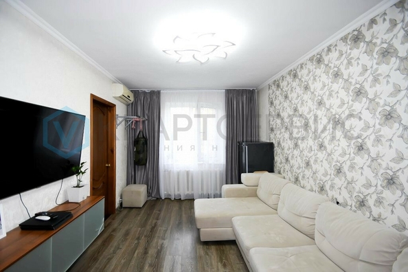 
  Продается 3-комн. квартира, 49.3 м², Володарского ул, д. 122
. Фото 5.