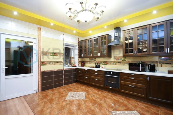 
  Продается дом, 440 м², Омск
. Фото 1.