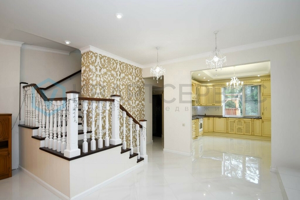 
  Продается дом, 330 м², село Дружино
. Фото 5.
