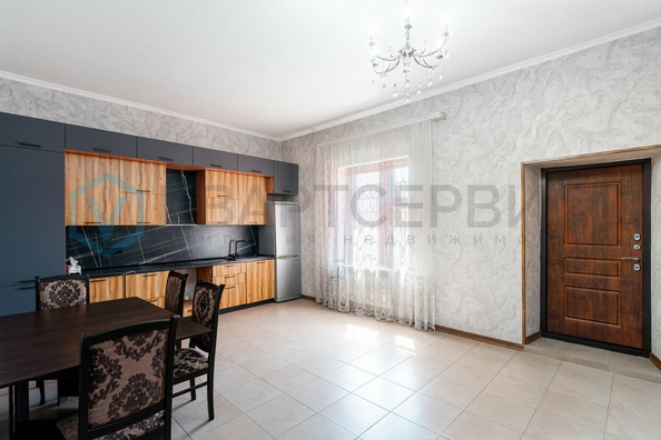 
  Продается универсальное помещение, 335 м², Герцена ул, д. 170
. Фото 4.