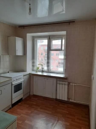 
  Продается 1-комн. квартира, 30.2 м², Космический пр-кт, д. 1
. Фото 4.