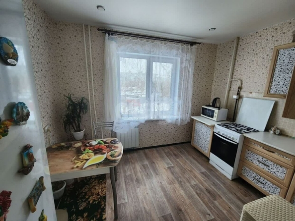 
  Продается 1-комн. квартира, 39 м², ярослава гашека, д. 12
. Фото 1.