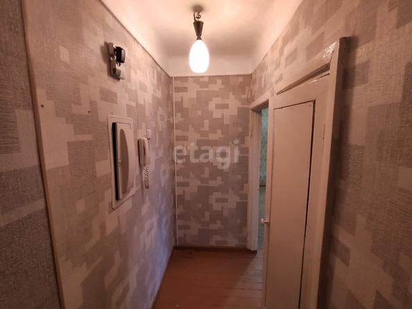 
  Продается 2-комн. квартира, 42.5 м², Ленинградская пл, д. 1
. Фото 1.