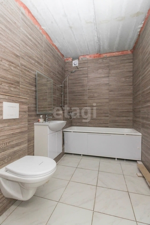 
  Продается дом, 297.5 м², Омск
. Фото 2.