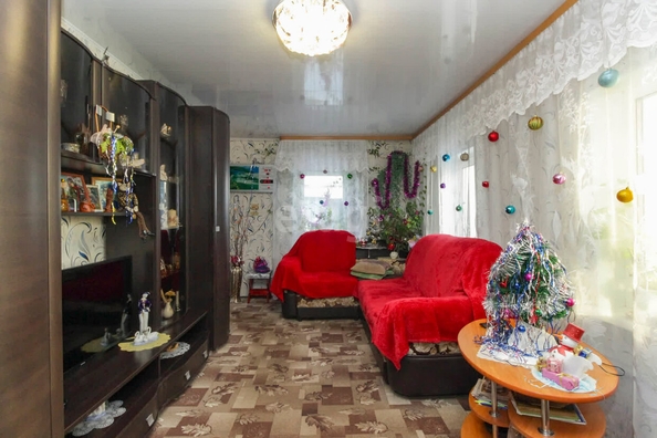 
  Продается дом, 53.4 м², Омск
. Фото 2.