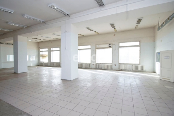 
  Сдается универсальное помещение, 240 м², Ермолаева ул, д. 3А
. Фото 4.