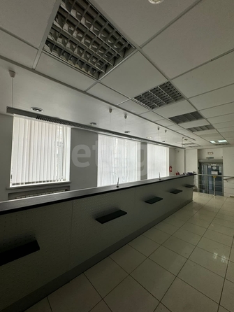 
  Сдается универсальное помещение, 200 м², Карла Маркса пр-кт, д. 17
. Фото 2.