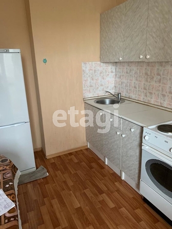 
  Сдается 1-комн. квартира, 40 м², Енисейская 3-я ул, д. 32/1
. Фото 3.