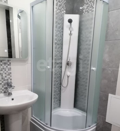 
  Сдается 1-комн. квартира, 32 м², Кировская 5-я ул, д. 176
. Фото 1.