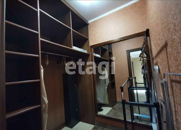
  Сдается 3-комн. квартира, 100 м², Крупской ул, д. 8/1
. Фото 2.