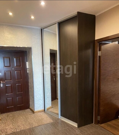 
  Сдается 2-комн. квартира, 51 м², 70 лет Октября ул, д. 16/4
. Фото 2.